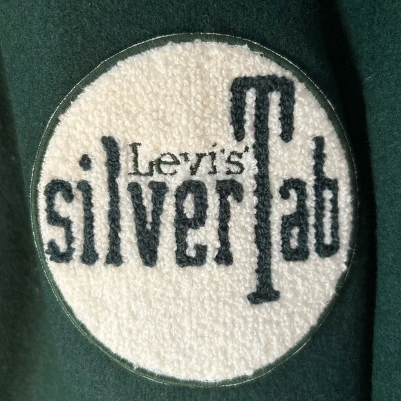 MEN’S LEVI’S SILVERTAB BAGGY BOMBER JACKET GREEN AND WHITE - Picture 4 of 12